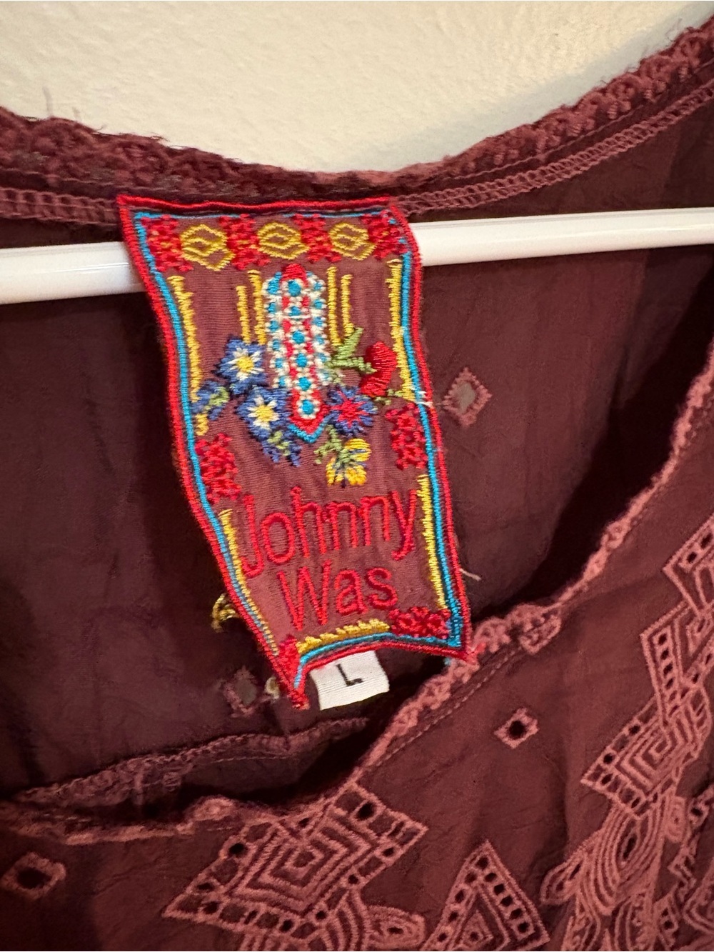 Johnny Was Maroon Embroidered Eyelet Boho Hippie Tunic size large rayon - Picture 2 of 3
